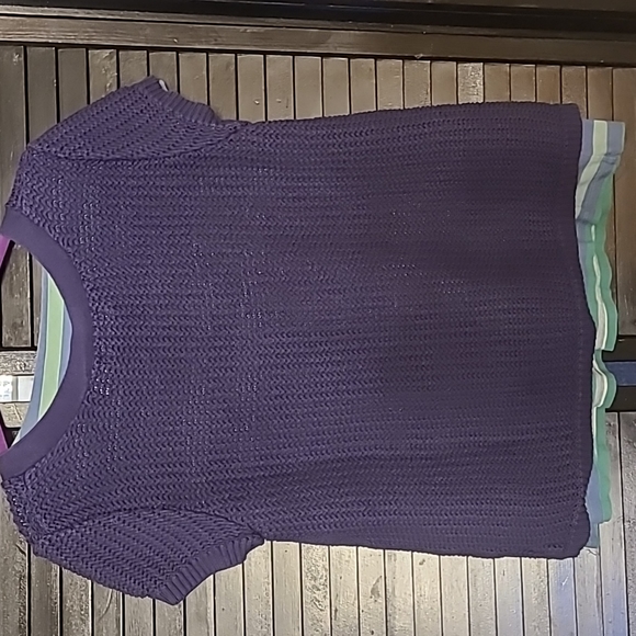 Liz Claiborne Woman sweater & shirt set - Picture 2 of 7